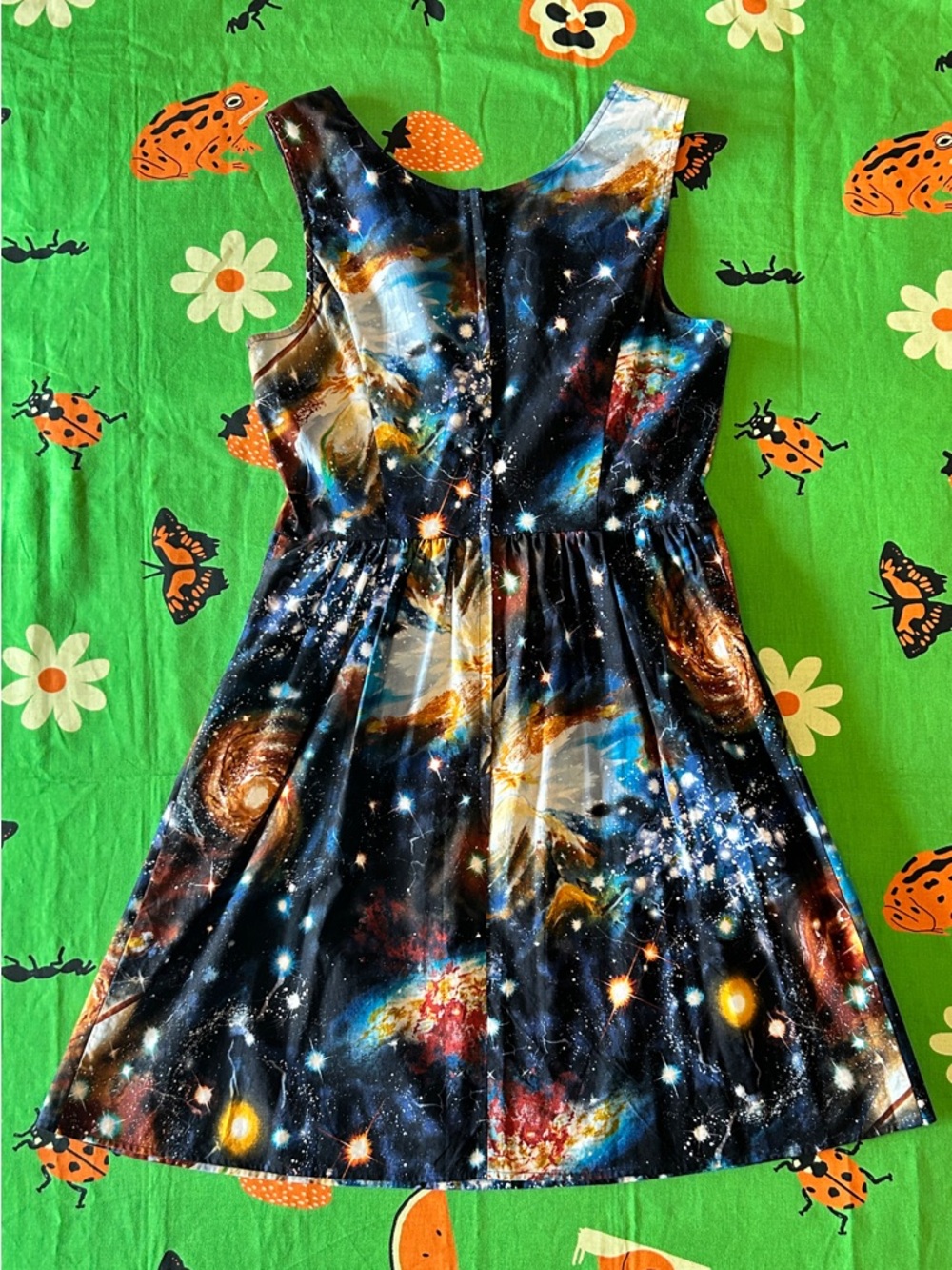 Modcloth Heart & Solar System Dress NWOT - Picture 2 of 3